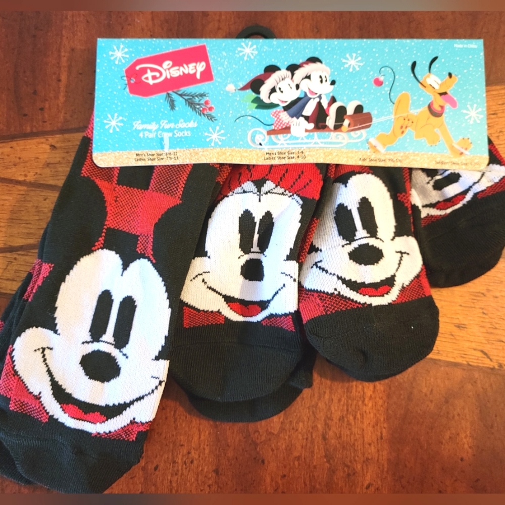 NWT-Disney-Mickey Mouse-Matching Family Pack Christmas Socks-Red & Black-See Pic